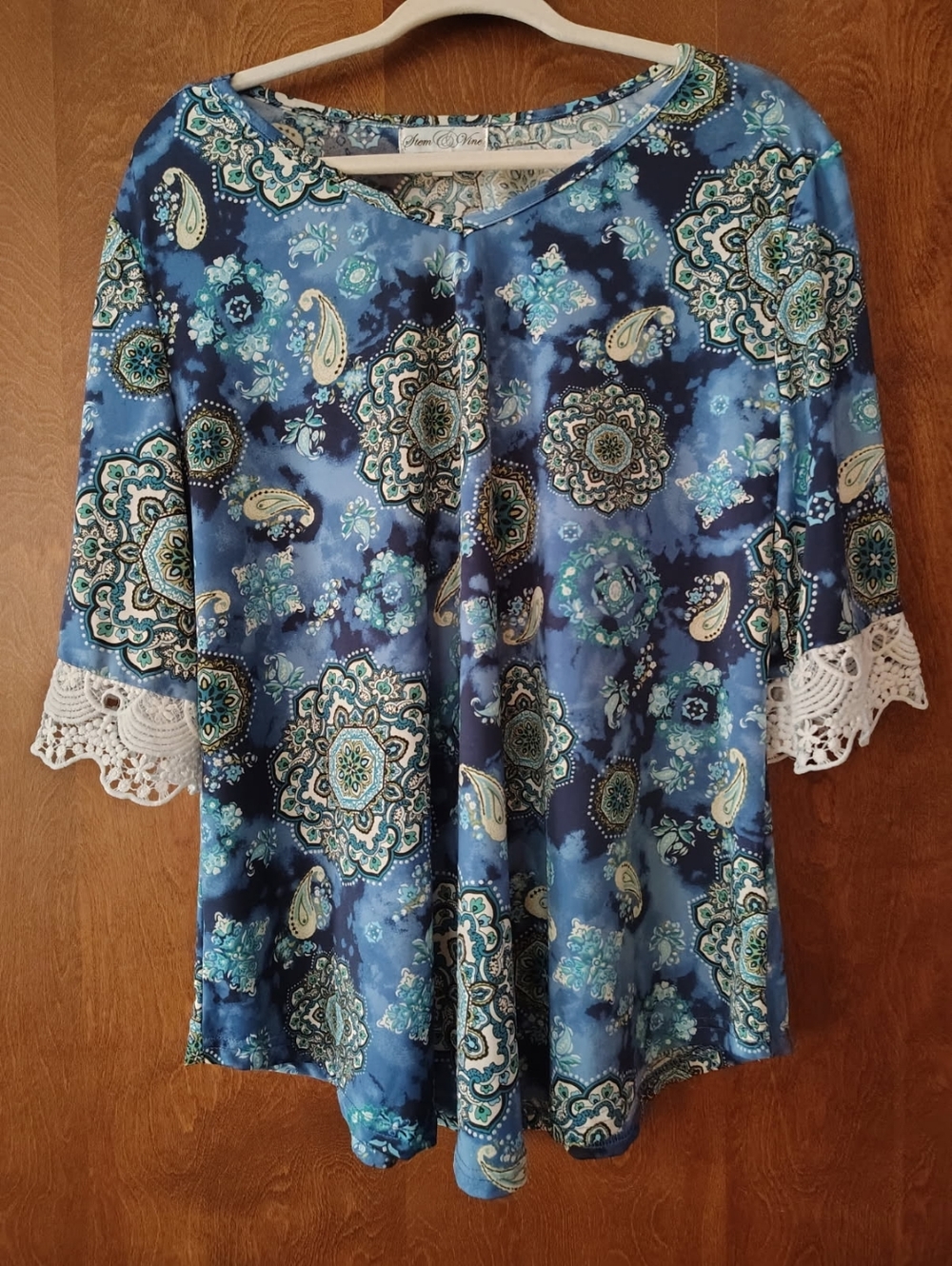 Paisley Green And Blue Sleeve Tunic Size 1x